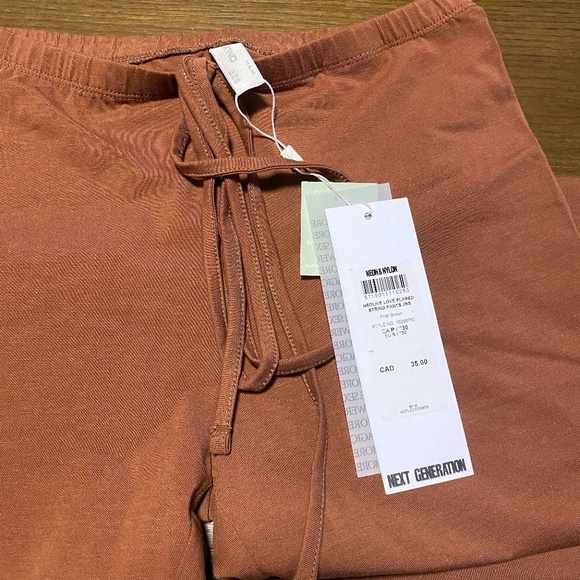 NWT Neon & Nylon Leggings - Picture 4 of 6